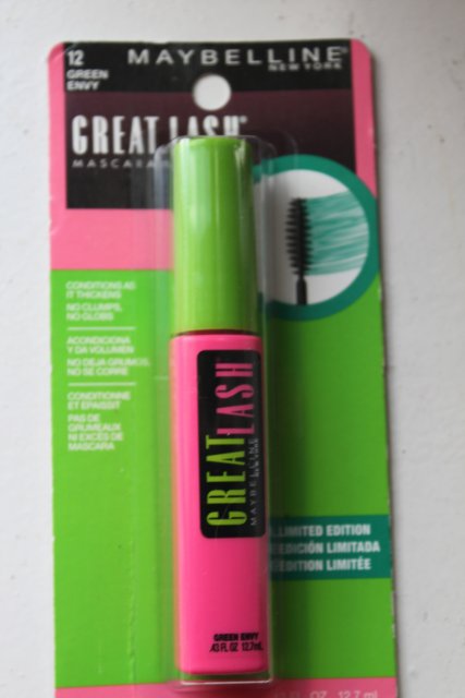 Maybelline Great Lash Mascara(12 green envy)